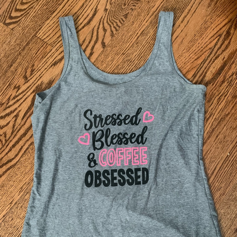 Cute soft grey tank top🖤must bundle
